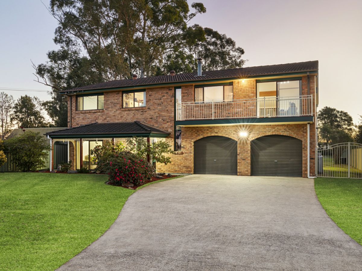 15 Hawkesbury Street, Pitt Town - image 1