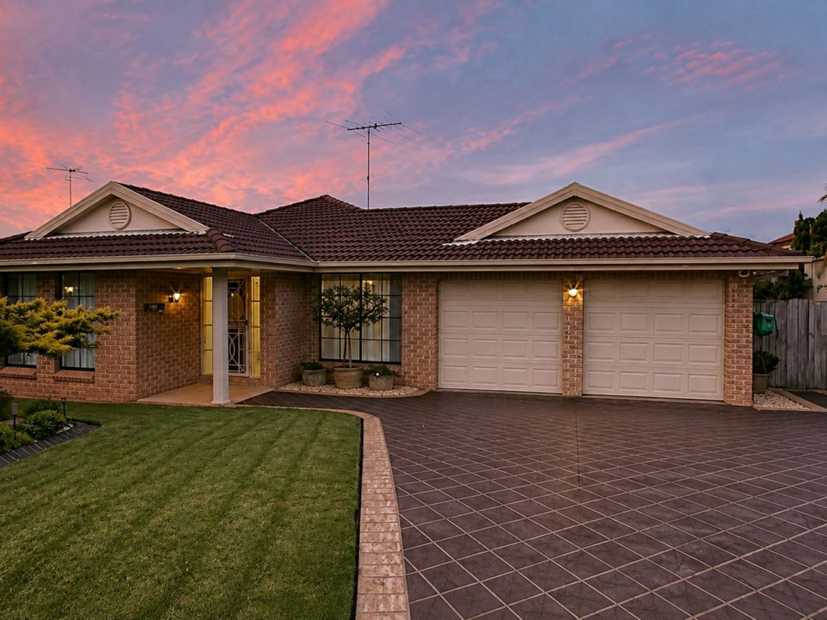 5 Yellowgum Grove, Glenwood - image 1