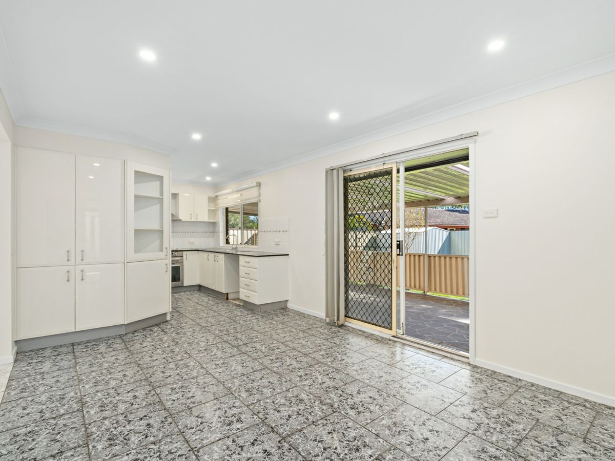 3 Garbett Place, Doonside - image 3