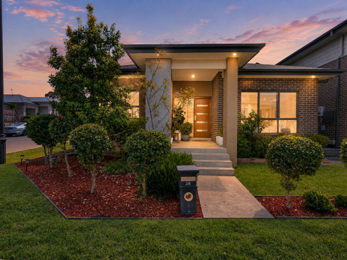 38 Fontana Drive (Gables), Box Hill - image 2