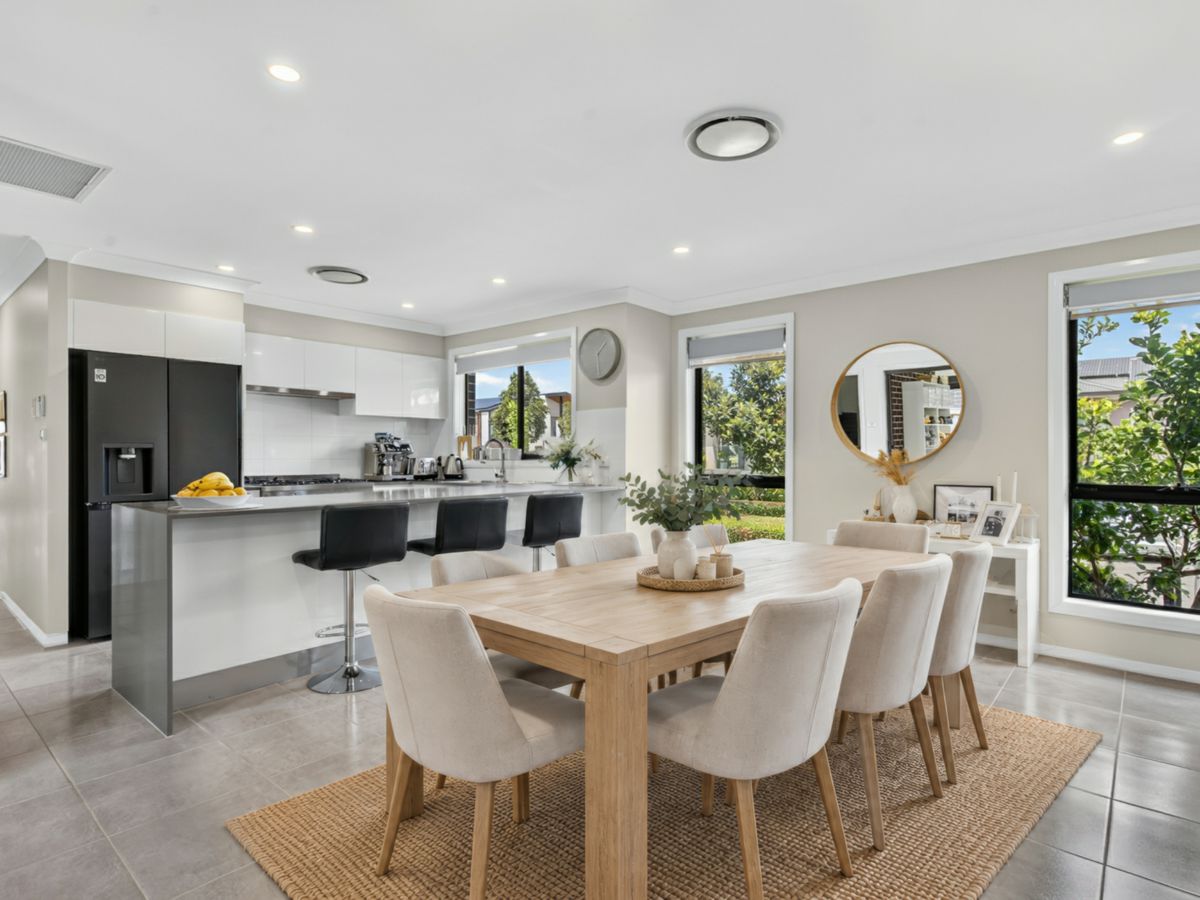 38 Fontana Drive (Gables), Box Hill - image 3