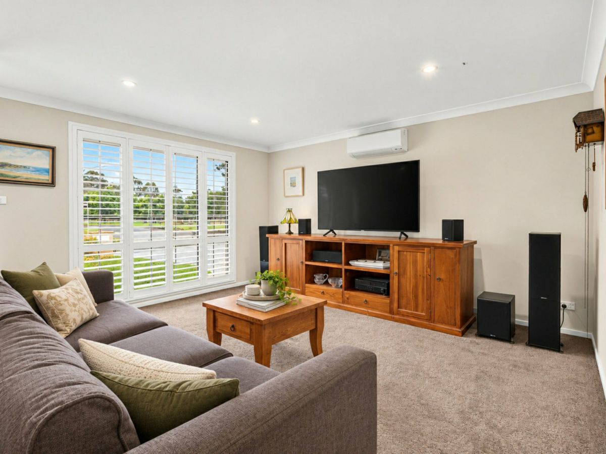 16 Aegean Court, Kellyville Ridge - image 2