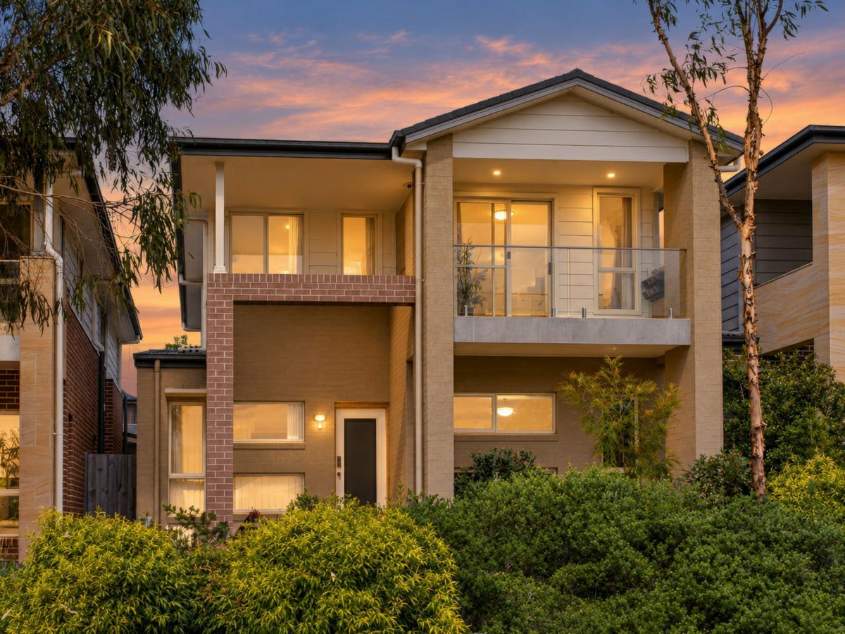 5 Poll Lane, Gables - image 1