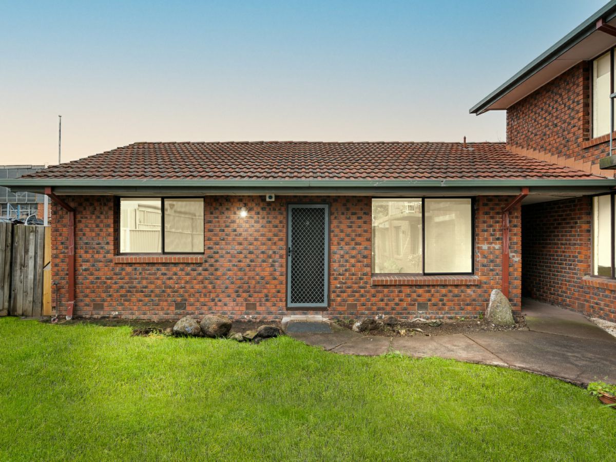 4/20 Moray Street, Fawkner - image 1