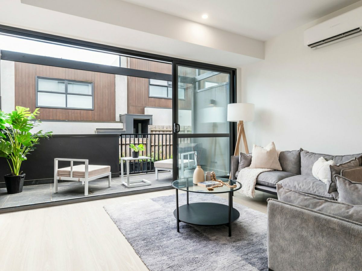 2 Heath Street, Pascoe Vale - image 1