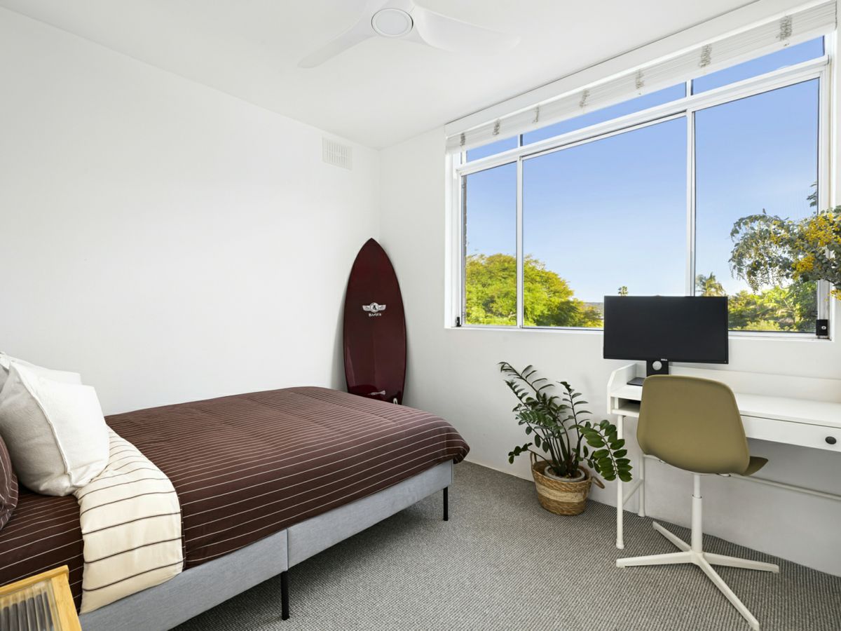 8/132 Queenscliff Road, Queenscliff - image 3