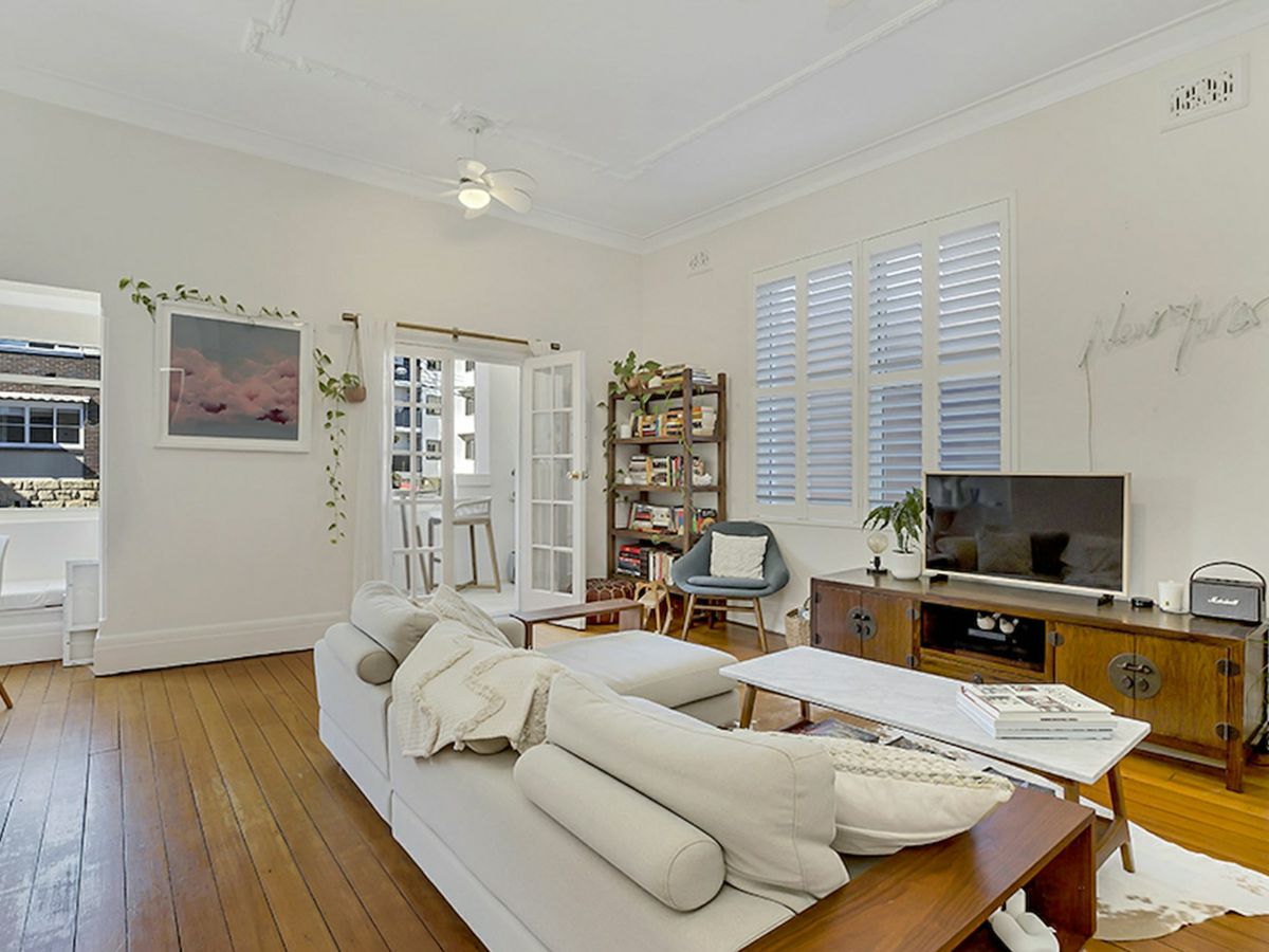 3/14 Cove Avenue, Manly - image 2