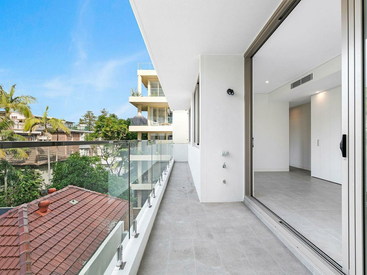 203/46 Victoria Parade, Manly - image 3