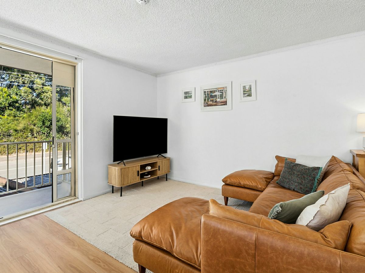 9/7 Fairway Close, Manly Vale - image 2