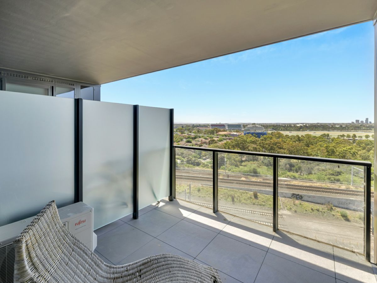 904/8 Joseph Road, Footscray - image 3