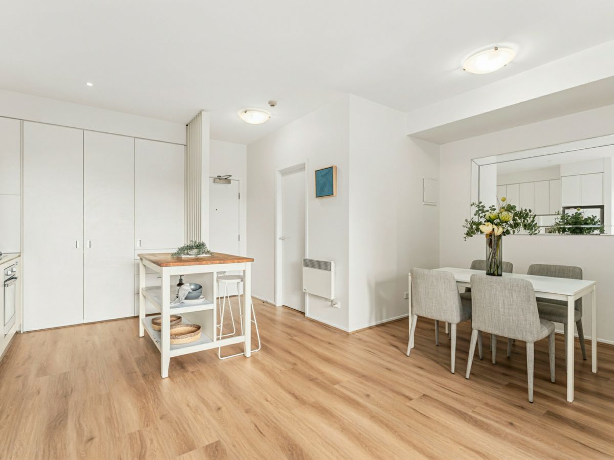 206/108 Altona Street, Kensington - image 2