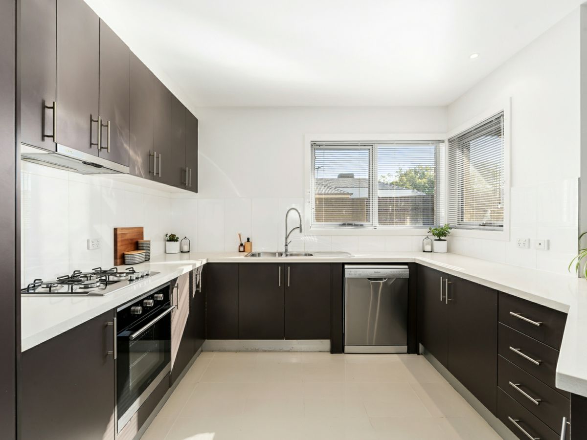 2/23 Laurie Street, Newport - image 2