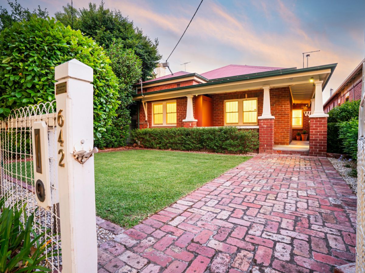 642 Macauley Street, Albury - image 1
