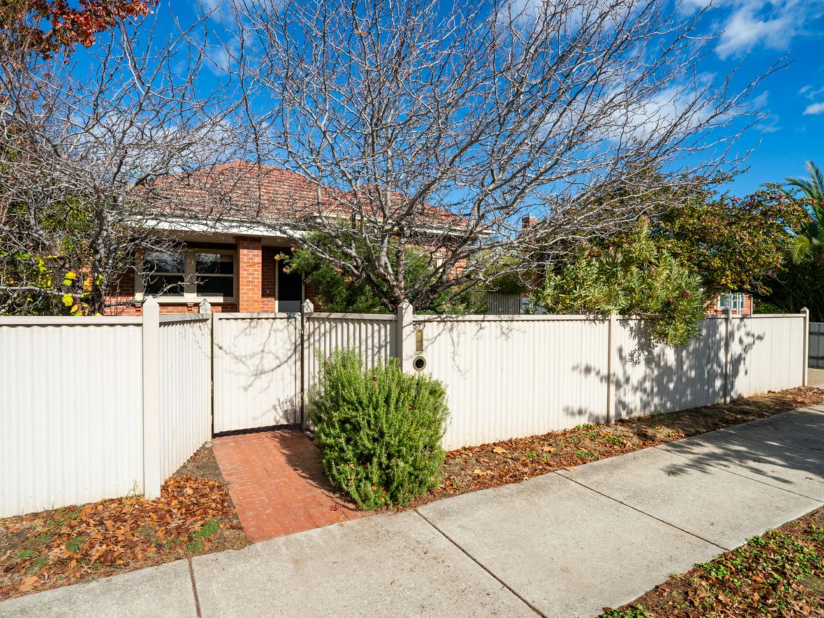 379 Buckingham Street, North Albury - image 2