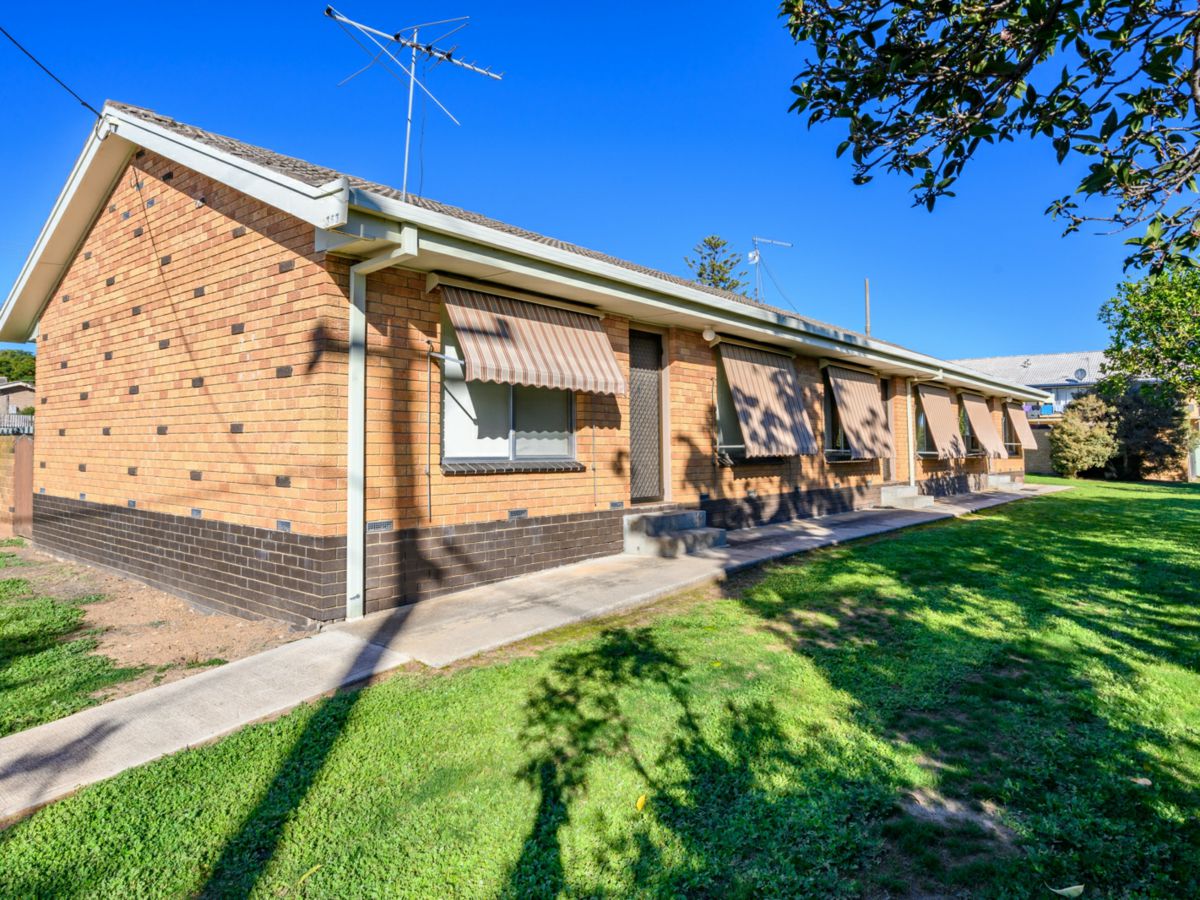 2/353 Rau Street, East Albury - image 1