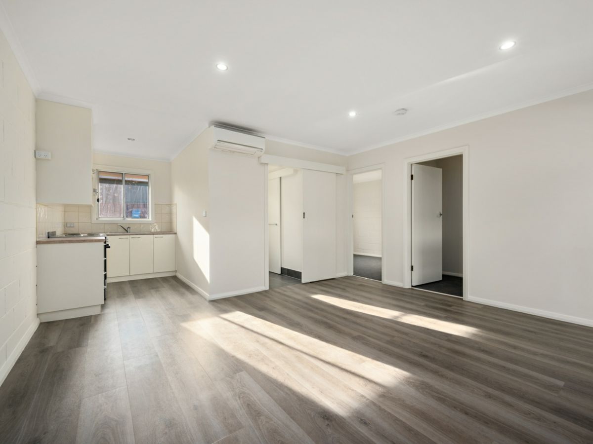 2/353 Rau Street, East Albury - image 2