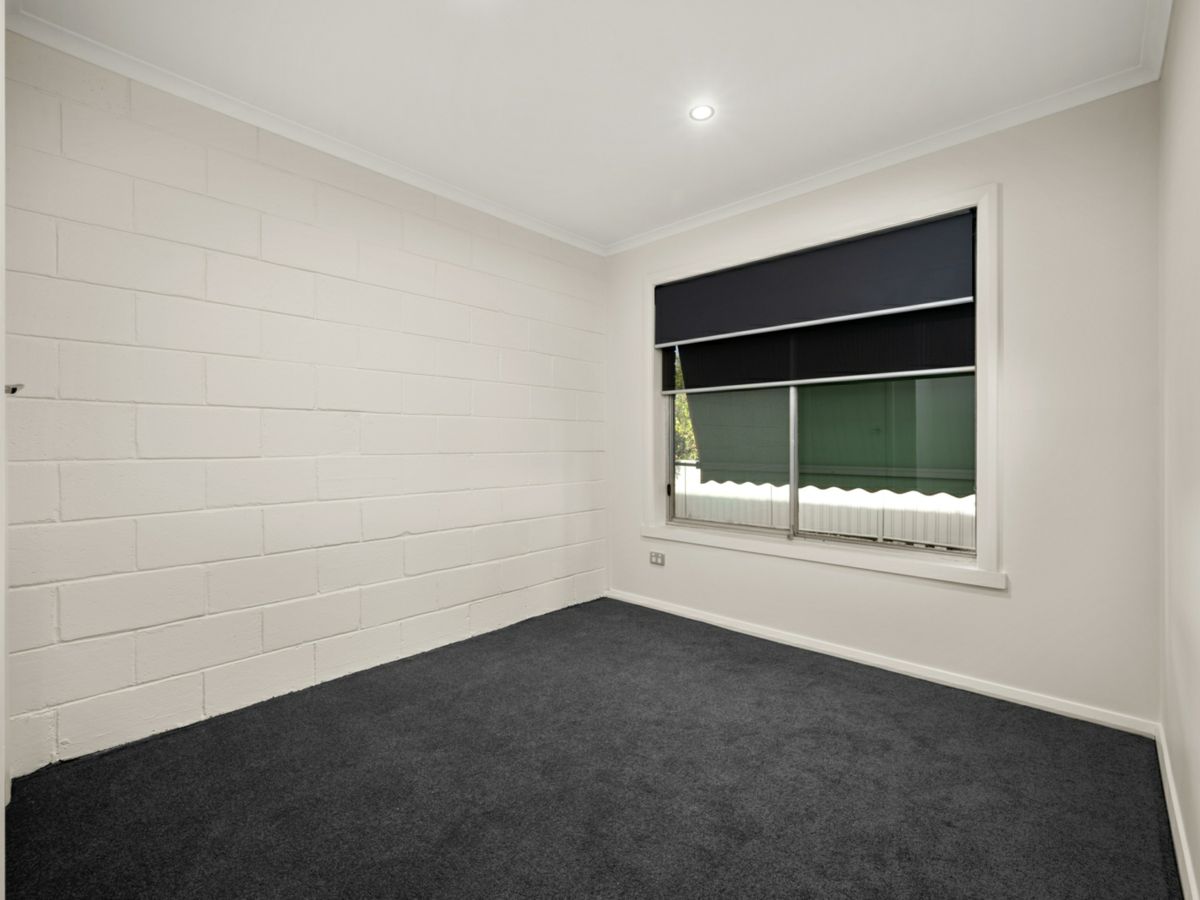 2/353 Rau Street, East Albury - image 3