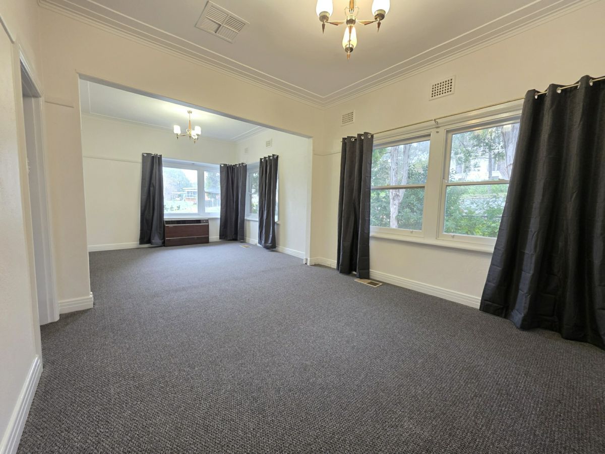 774 Pemberton Street, Albury - image 2