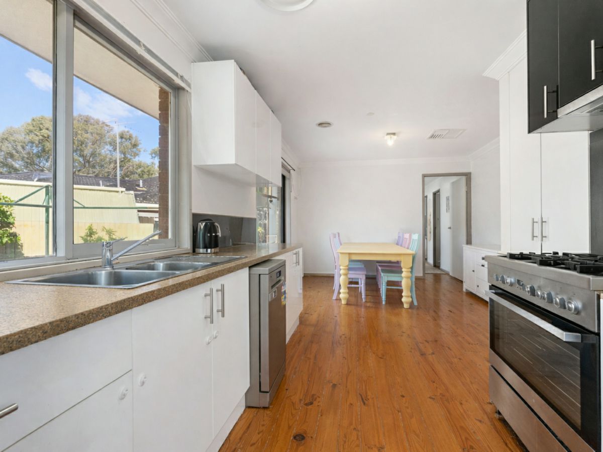 1 Barook Place, Springdale Heights - image 2