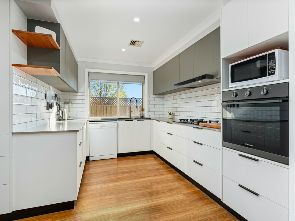 10 Osprey Circuit, West Wodonga - image 2