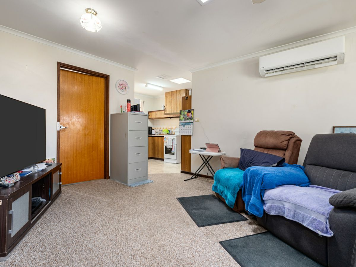 1/371 Sandrina Drive, Lavington - image 3