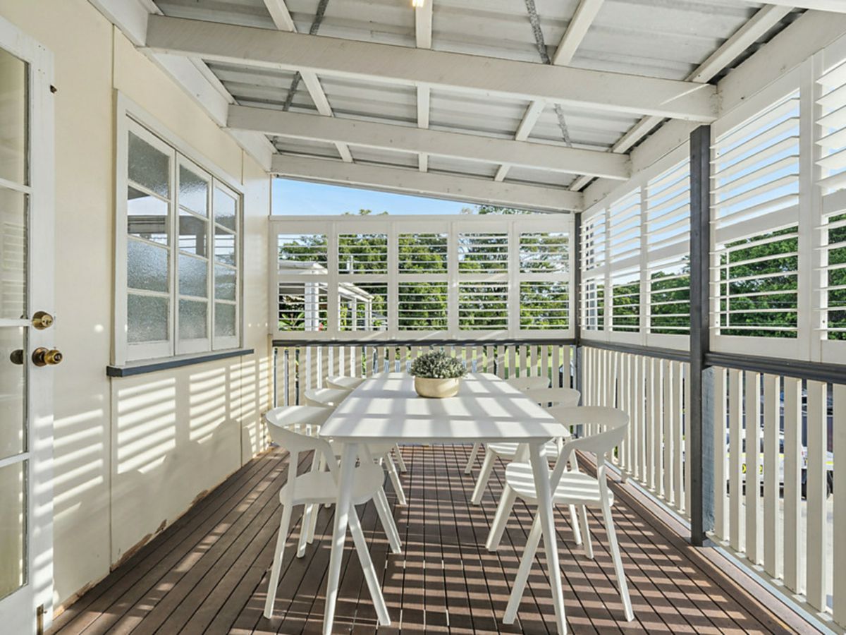 2/304 Lutwyche Road, Windsor - image 2