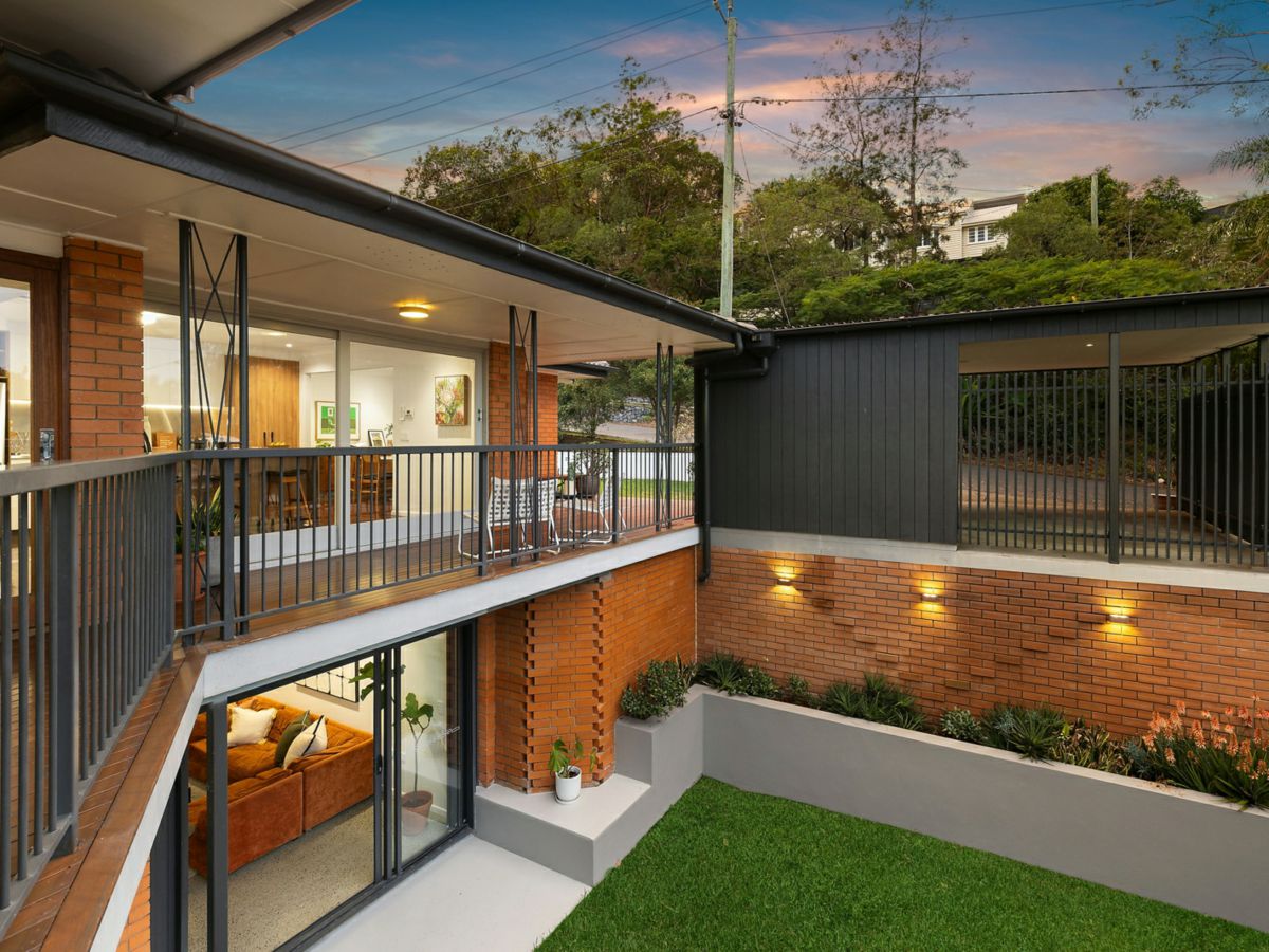 20 Lansdowne Street, Newmarket - image 1