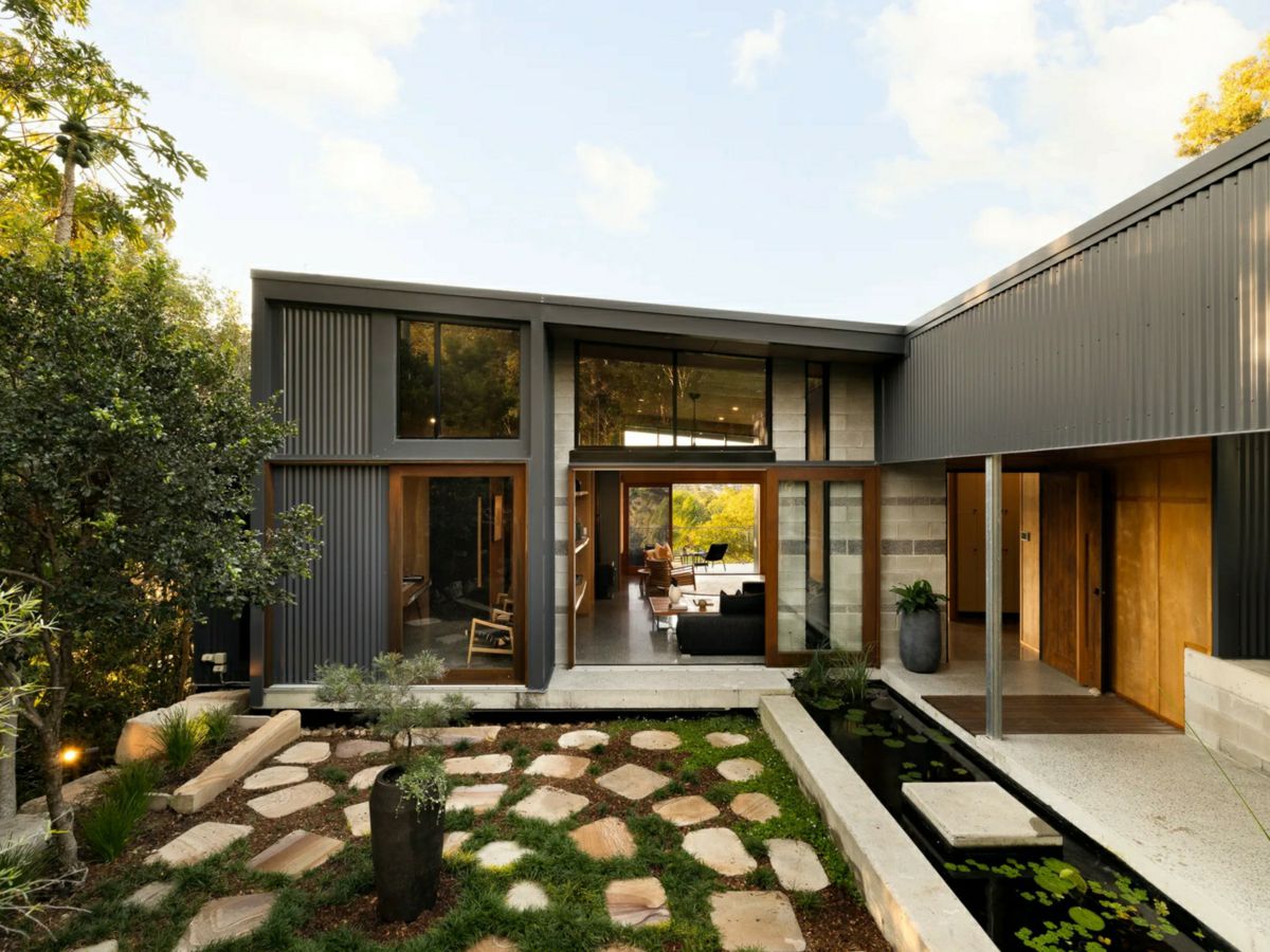 24 Greenway Street, Grange - image 1
