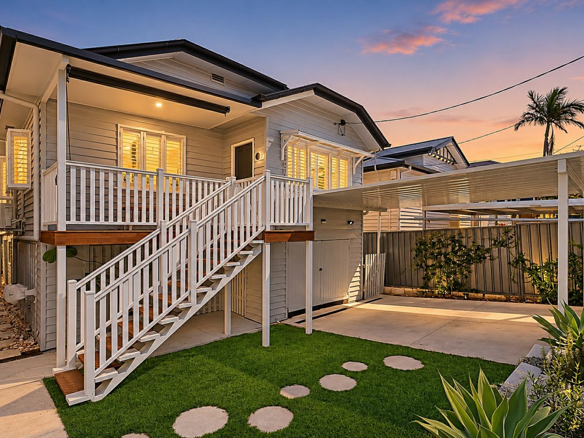 44 Broughton Road, Kedron - image 1