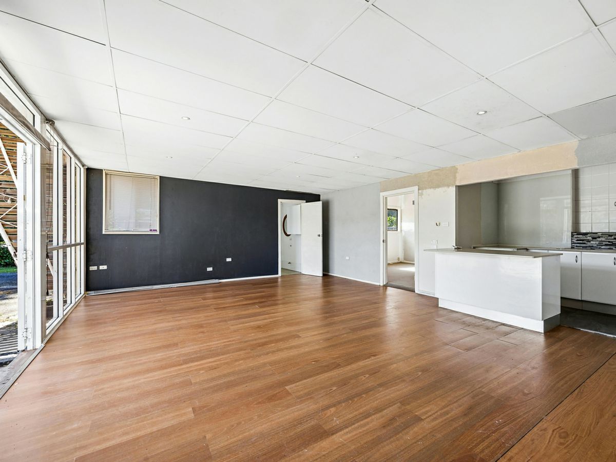 30 Wolseley Avenue, Tacoma - image 3