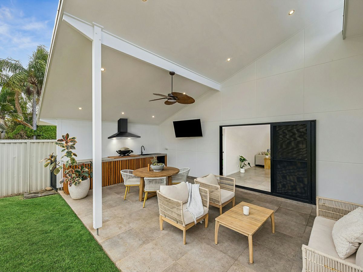 5 Leonora Parade, Noraville - image 2