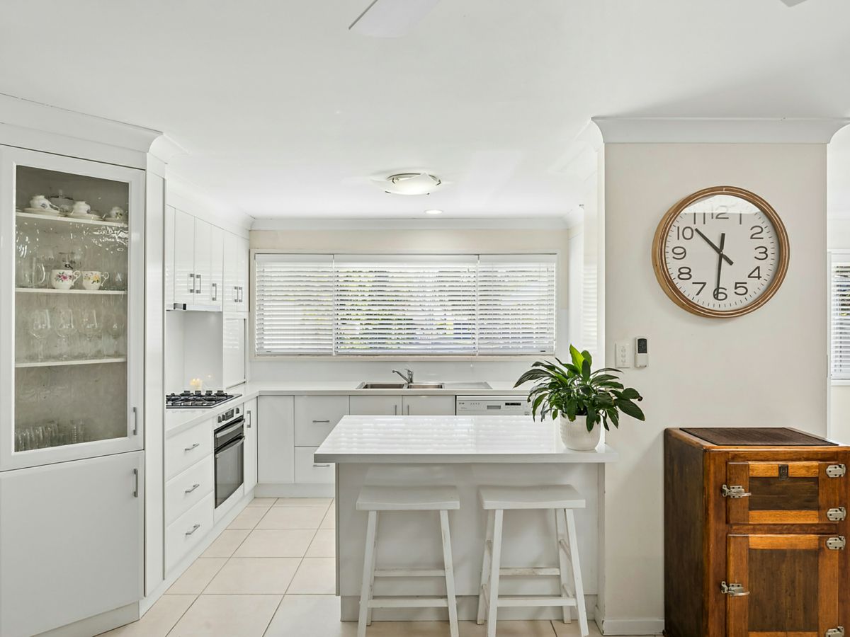 76 Buff Point Avenue, Buff Point - image 3