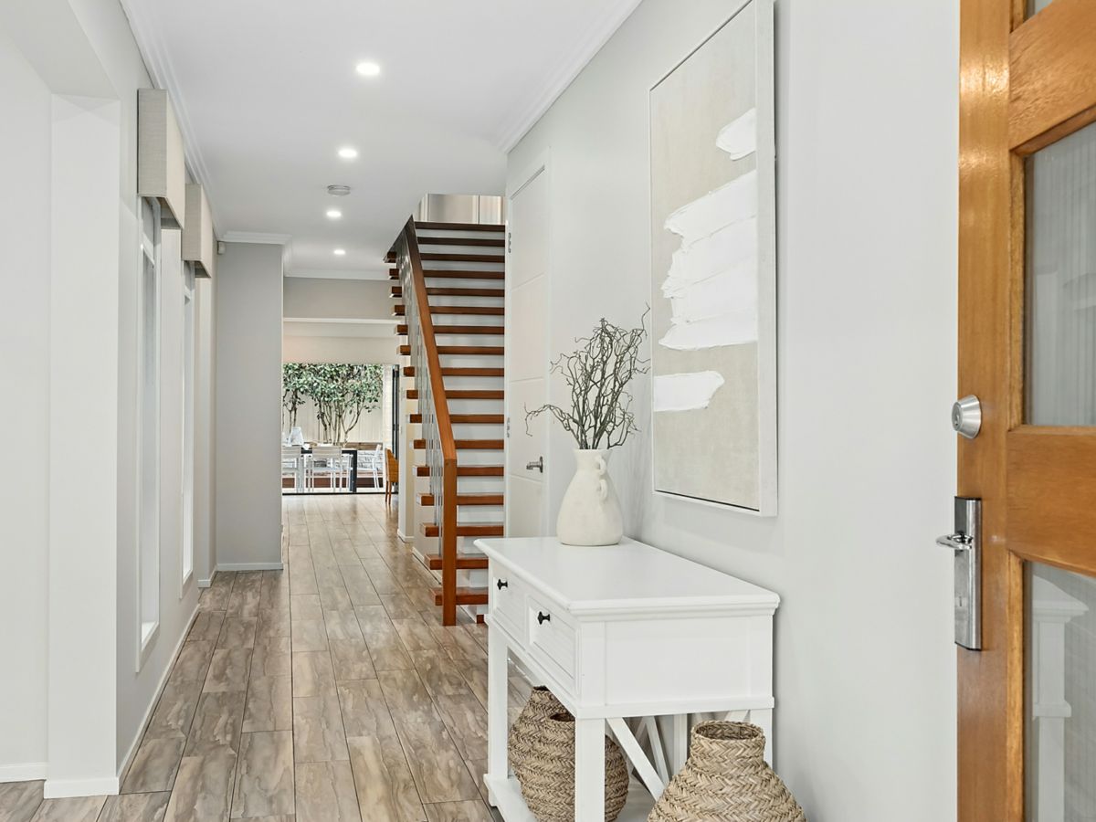 21 Grasstree Avenue, Woongarrah - image 3