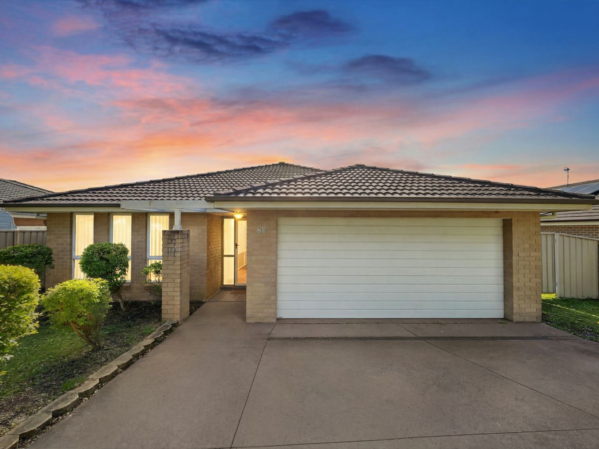 28 Grasstree Avenue, Woongarrah - image 1