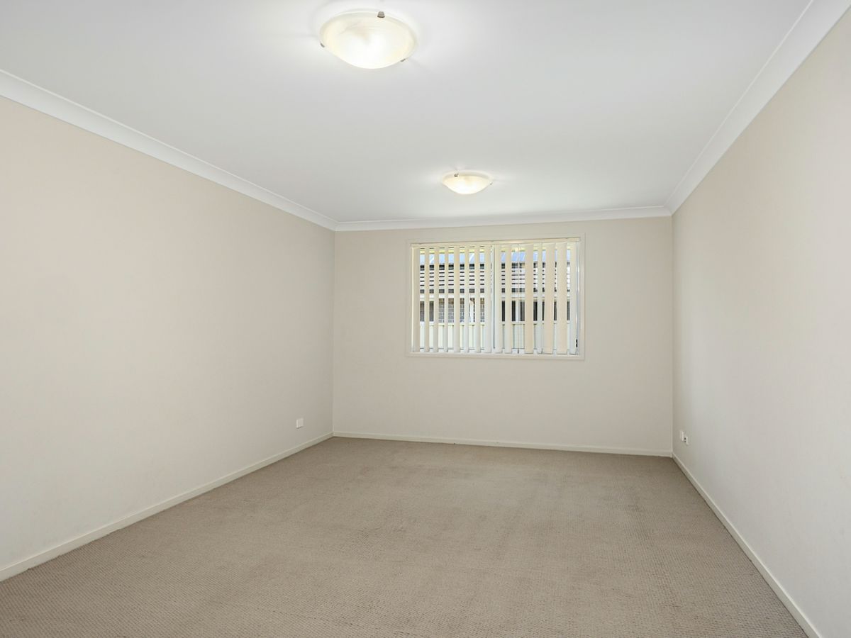 28 Grasstree Avenue, Woongarrah - image 3