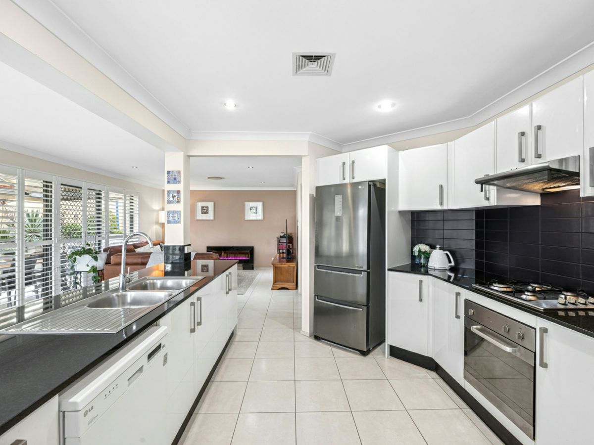 1 Voyager Street, Wadalba - image 3