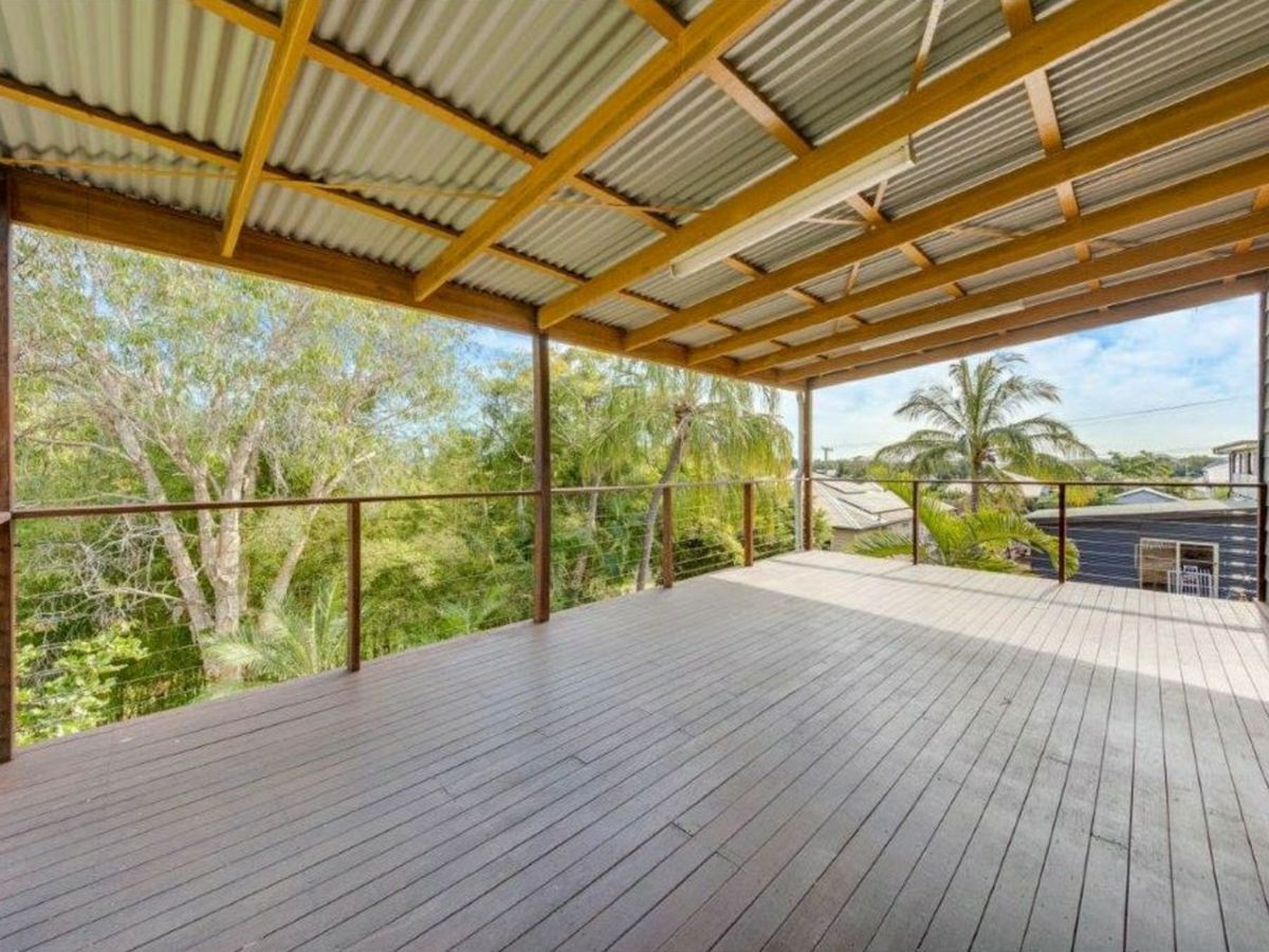 13 Oaka Lane, GLADSTONE CENTRAL