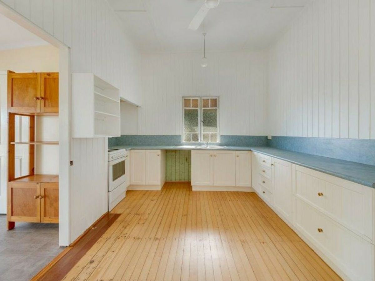 13 Oaka Lane, Gladstone Central - image 2