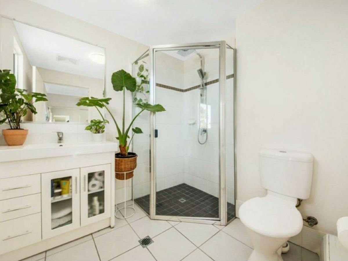 21/47 Barney Street, Barney Point - image 2