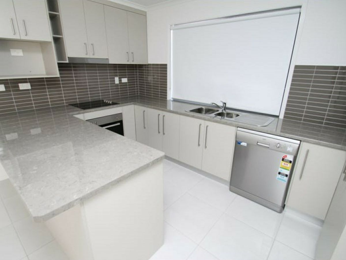 1 Brando Lane, West Gladstone - image 2