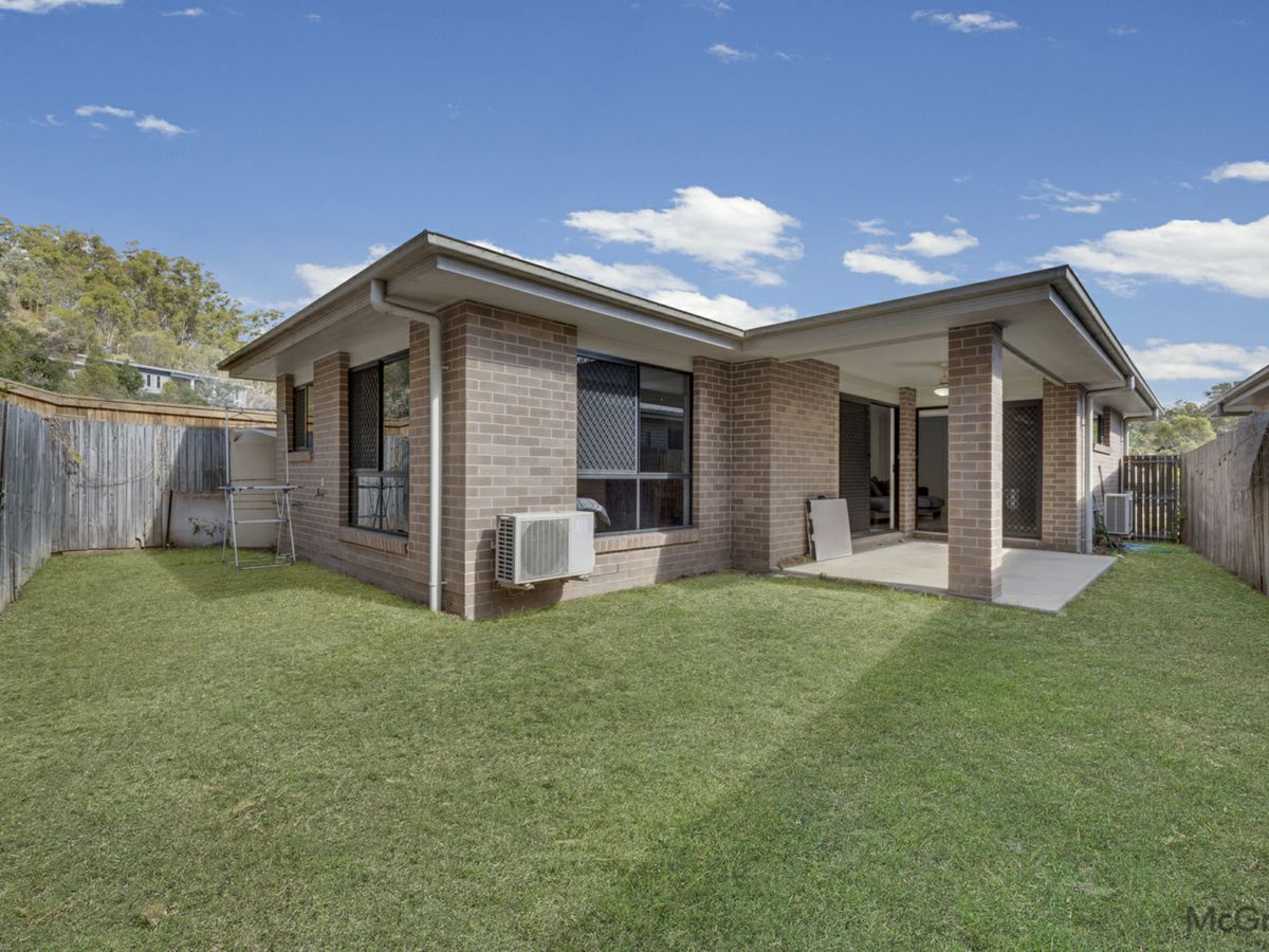 2/3 Brando Lane, West Gladstone - image 1