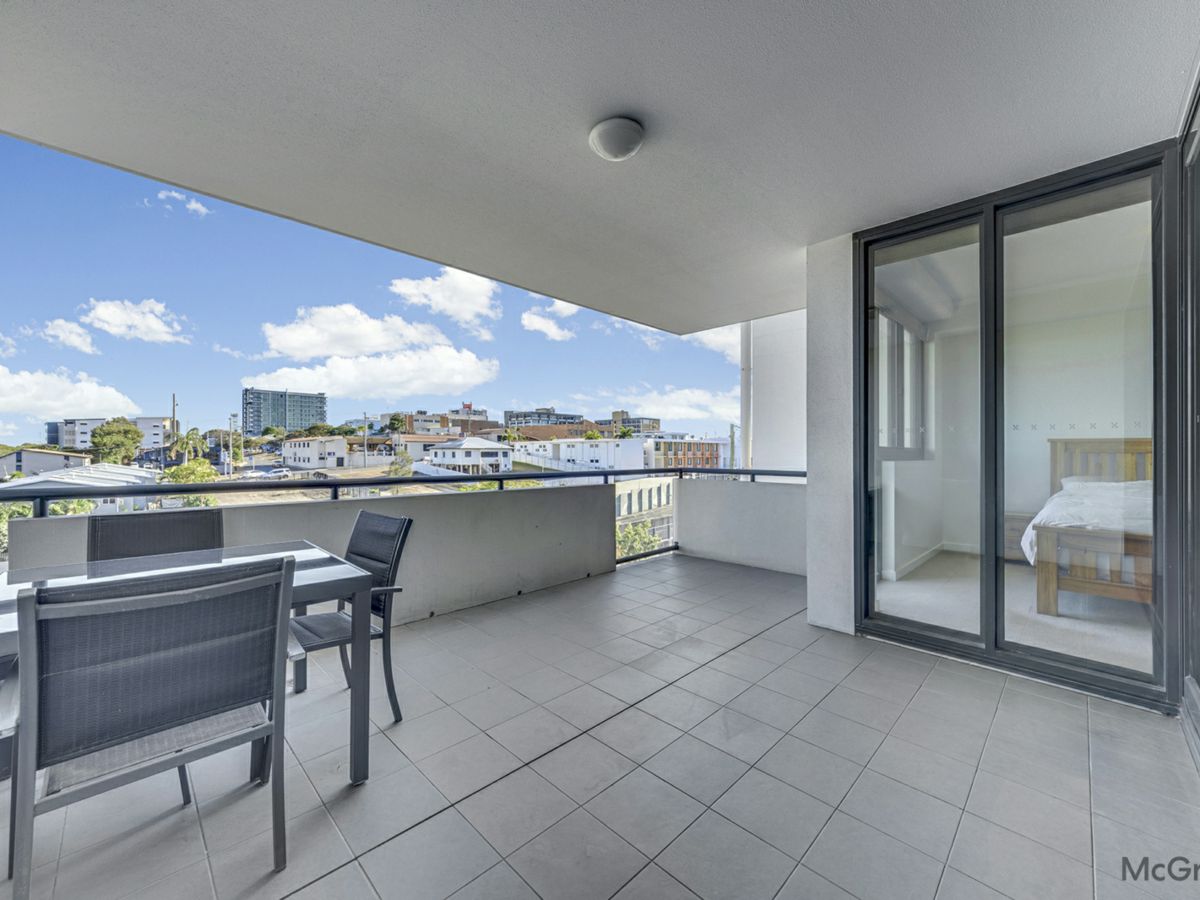 137/75 Central Lane, Gladstone Central - image 1
