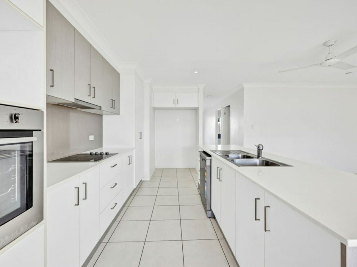 5 Blaxland Court, Glen Eden - image 3