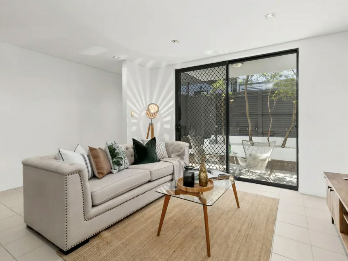 4/14 Federal Parade, Brookvale - image 1