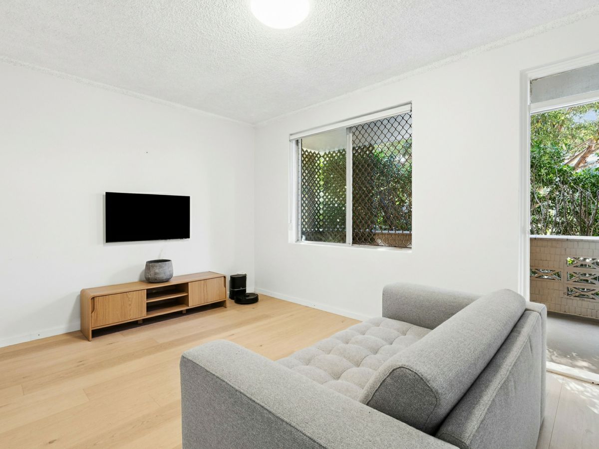 1/99 Pacific Parade, Dee Why - image 1