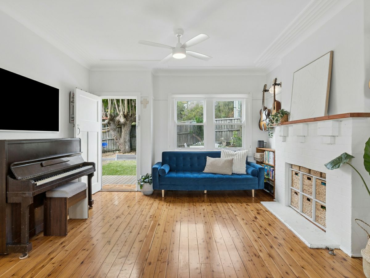 30 Willandra Road, Beacon Hill - image 2