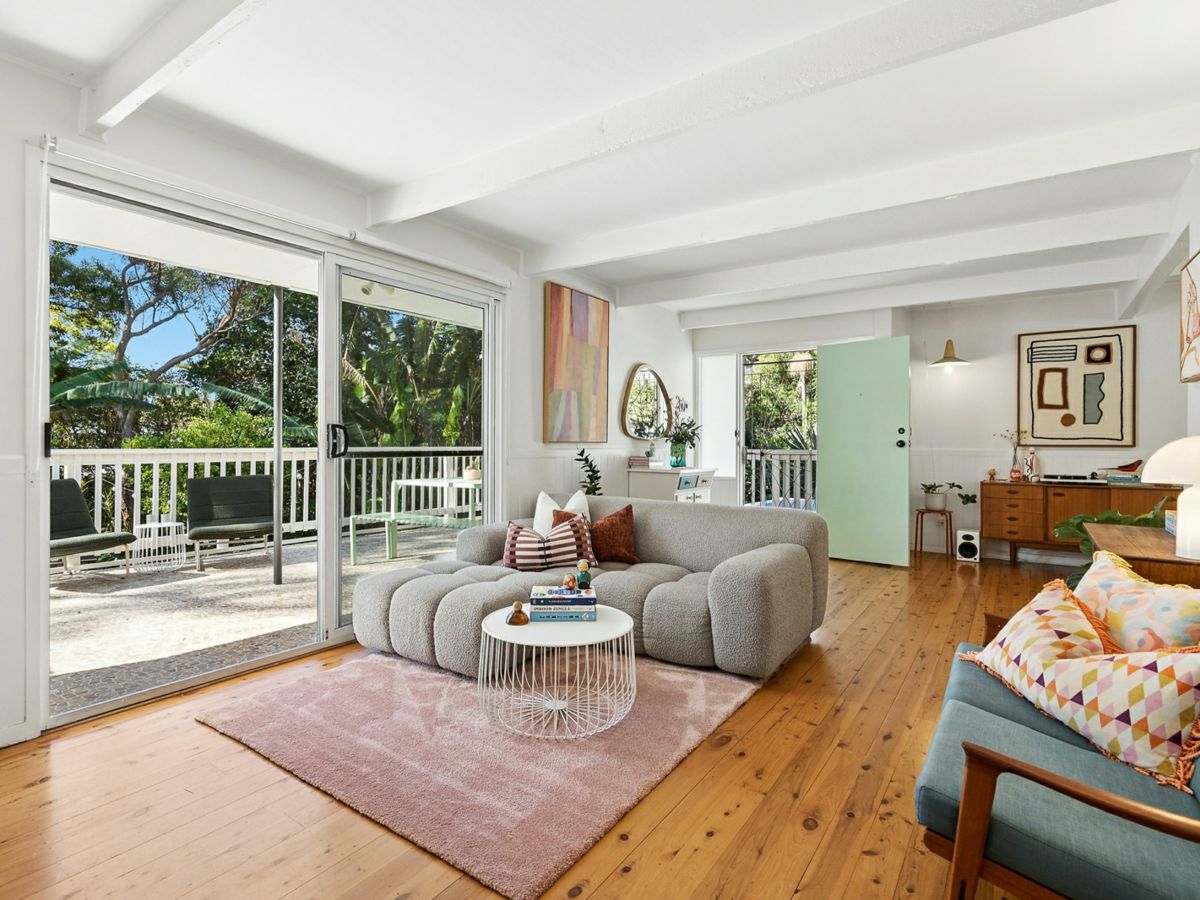 4 Birinta Street, Narraweena - image 2
