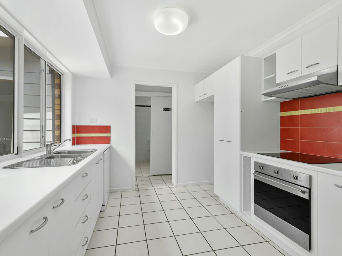 34 Waratah Close, Tewantin - image 3
