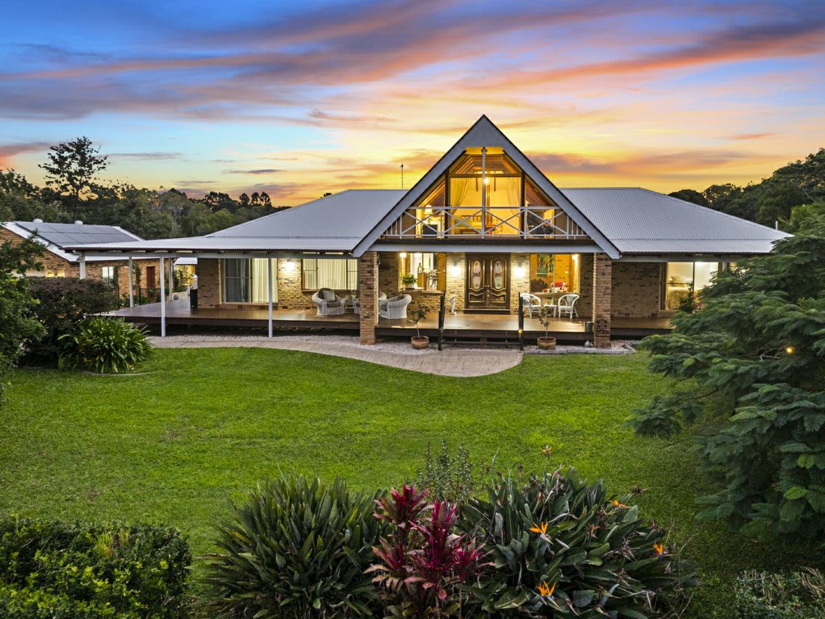 166 Blueberry Drive, Black Mountain - image 1