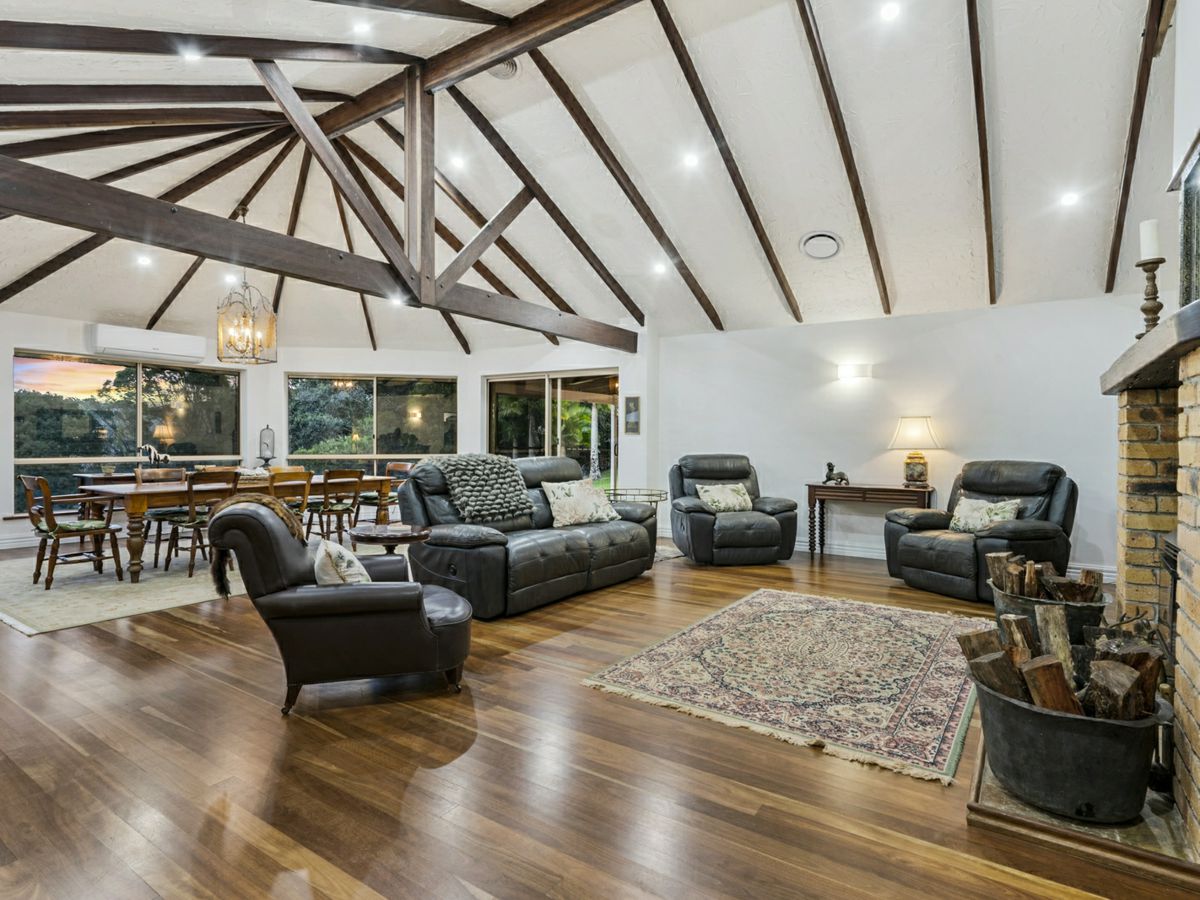 166 Blueberry Drive, Black Mountain - image 3